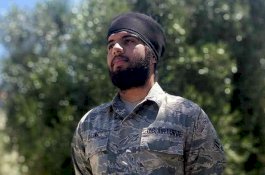 Angkatan Udara AS Izinkan Anggotanya Berjilbab, Berjenggot, dan Pakai Serban