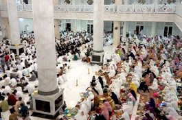 Ribuan Jemaah Ikut Doa dan Zikir Bersama 4 Tahun Pemerintahan Adnan-Kio