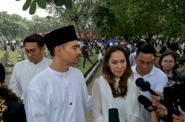 Suami BCL Ashraf Sinclair Meninggal karena Serangan Jantung, Luna Maya Bilang Begini