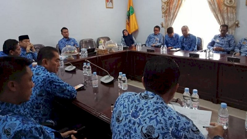 Bupati Sinjai, Andi Seto Asapa memimpin rapat pemantapan Sinjai Fest & Expo 2020, Senin (17/2/2020).