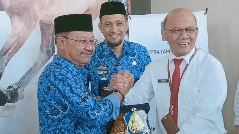 Bupati Jeneponto Iksan Iskandar membuka pekan panutan penyampaian SPT tahunan orang pribadi melalui e-Filling.