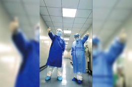 Perawat di Wuhan Tinggalkan Bayinya Buat Urus Pasien Virus Corona