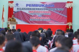 835 Pemuda Ikut PBK di Makassar, Kemenaker: Lulusannya Kompeten dan Berdaya Saing Tinggi