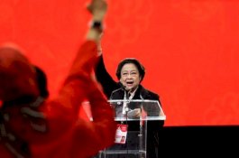 Sore Ini Megawati Serahkan Rekomendasi PDIP untuk Basli Ali dan Tomy Satria