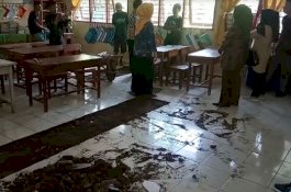 Lantai Sekolah Rusak Lukai Siswanya, DPRD Gowa: Ada Akar yang Mengembang