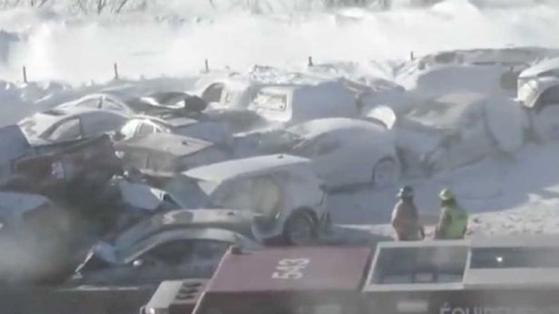 Kecelakaan Beruntun Parah, 100 Mobil Tabrakan 60 Orang Terluka