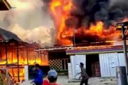 Pagi-pagi, Si Jago Merah Hanguskan 11 Rumah di Wajo