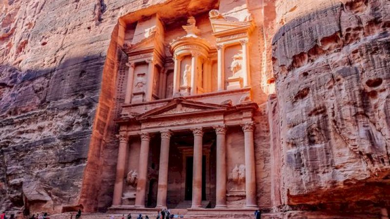 Turis Tewas di Kota Kuno Petra Usai Tertimpa Batu