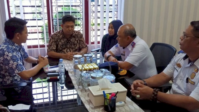 Atasi Parkir Liar, Dirut PD Parkir: Tanpa Dishub Kami Tak Bisa Berbuat Apa-Apa