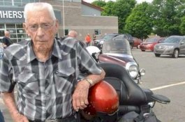 Umurnya Sudah 100 Tahun Tapi Masih Kuat Turing, Ini Rahasianya