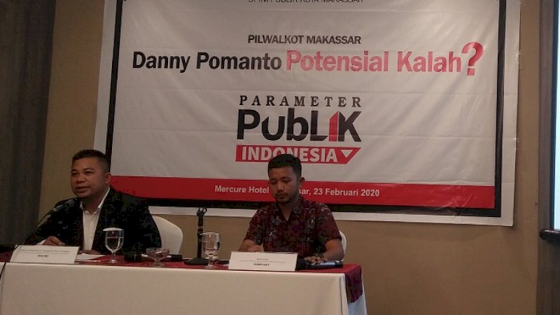 Konferensi pers PPI tentang hasil survei Pilkada Makassar.