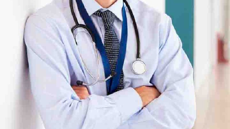 Penghasilan Rp1,9 Miliar Dikenai Pajak, Dokter Inggris Ramai-Ramai Minta Pensiun