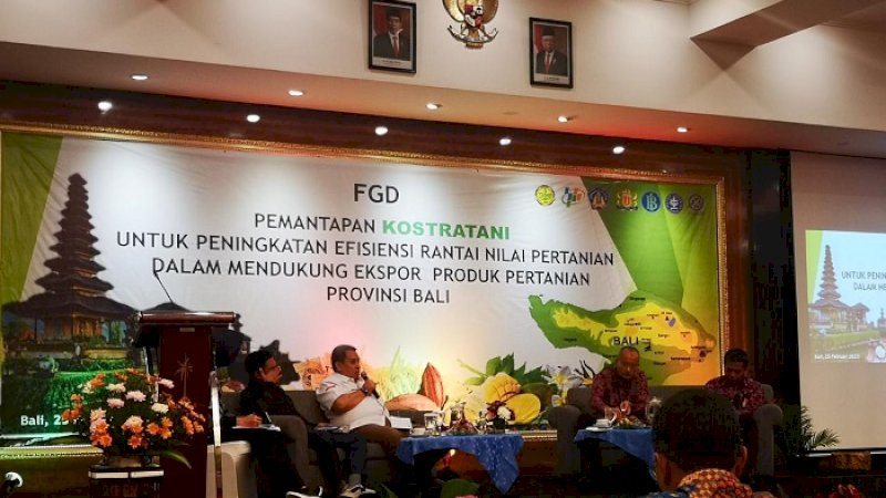 Banun Harpini, staf ahli menteri bidang perdagangan dan hubungan internasional Kementan menghadiri dalam Focus Group Discussion (FGD) di Hotel Kuta Paradiso Bali. 