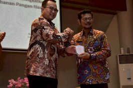 Diskusi Publik IPB, Mentan SYL: Pengetahuan Mahasiswa Pertanian Harus Berguna di Desa