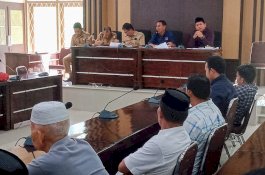 Retribusi Bakal Naik 400 Persen, Pedagang Pasar Atapange Mengadu ke DPRD Wajo