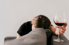 7 Kebiasaan Buruk yang Dapat Menyebabkan Kanker