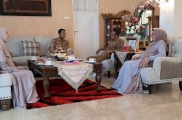 Dua Jam Ngobrol, Seto Undang Nurdin Abdullah Hadiri Puncak Perayaan HUT Sinjai