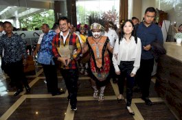 Di Depan Penyuluh dan Petani Papua Barat, Mentan Syahrul Ajak Tingkatkan Produksi