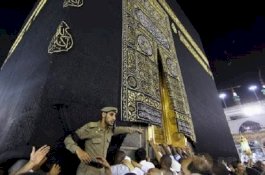 Arab Saudi Tangguhkan Visa Jemaah Umrah karena Virus Corona, Indonesia Dapat Pengecualian?