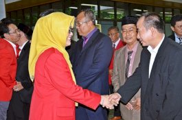 Rektor Unhas Lantik 36 Pejabat Struktural, dari Wakil Dekan hingga Kepala Satpam