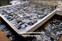 Pria Ini Punya 2.300 Ponsel, Asli Bukan Kaleng-kaleng!