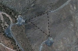 Pengguna Google Earth Temukan Pintu 'Tersembunyi' Area 51