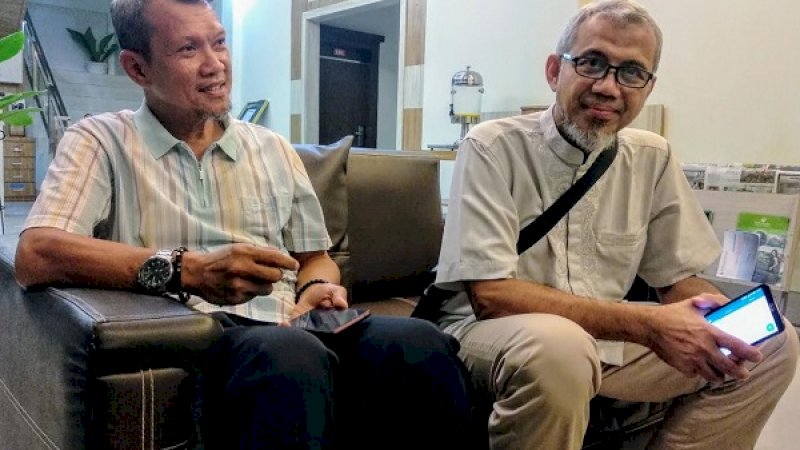 Kepala Badan Pusat Statistik (BPS) Provinsi Sulawesi Selatan, Yos Rudiansyah, bersama Kepala BPS Kabupaten Wajo Syahrir Wahab.