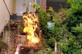 Jaringan Gas Rumah Tangga di Wajo Bocor hingga Semburkan Api