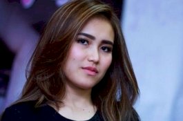 2 WNI Positif Virus Corona, Ayu Ting Ting: Duh Serem Juga