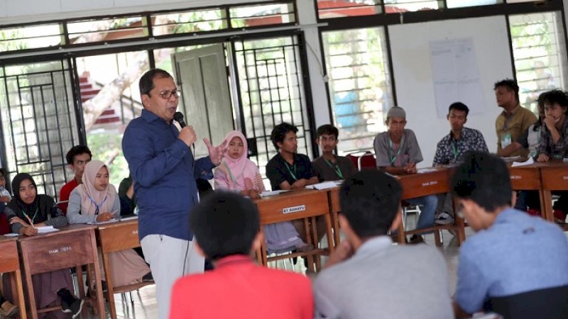 Mantan Wali Kota Makassar, Moh Ramdhan Pomanto menjadi pembicara pada Latihan Dasar Kepemimpinan (LK) 2 Himpunan Mahasiswa Islam (HMI) di Sidrap, Selasa (3/3/2020).