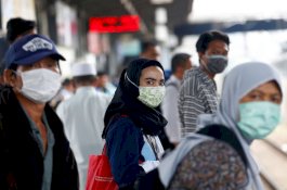 Jokowi Sebut Stok Masker di Indonesia Ada 50 Juta, Aman Kok!