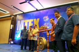 Duta Besar Datuk Zainal Abidin Bakar Promosikan Malaysia di Makassar