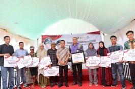 Pemkab Bantaeng Salurkan Bantuan Modal Usaha Berbasis Dusun Rp1,5 Miliar