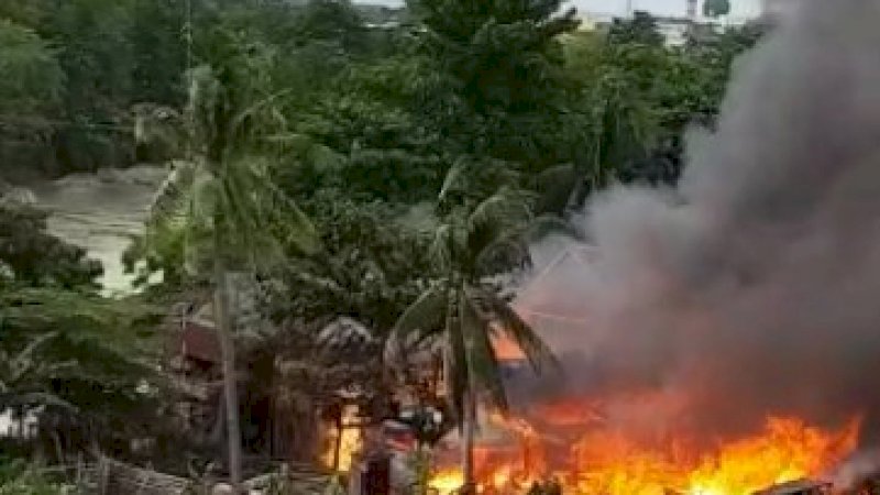 Kebakaran yang terjadi di wajo, Kamis (5/3/2020).