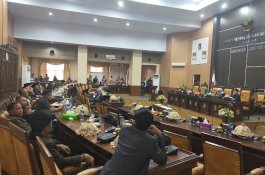 Aneh, 15 Legislator DPRD Jeneponto Absen Rapat Paripurna Tanpa Alasan Termasuk Anggota Bamus