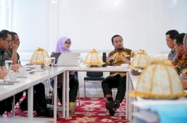 Rapat Terbatas Bersama KPK, Wagub Minta Masyarakat Dukung Pemprov Sulsel Sebagai 'Pemerintah Bersih