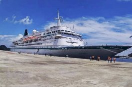 Di Tengah Kekhawatiran Virus Corona, Kapal Pesiar Diizinkan Berlabuh di Lombok