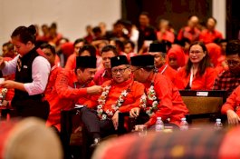 Hadiri Rakerda, Gubernur Paparkan Progres Ekonomi Sulsel di Depan Sekjen DPP PDIP 