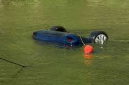 Takut Didekati Polisi, Sopir Tewas Jatuhkan Mobil ke Sungai, Bayi 2 Tahun Hilang