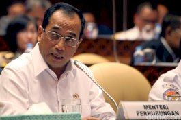 Menhub Positif Corona, Tugasnya Diambil Sementara Luhut