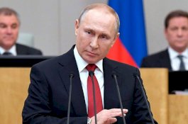 Putin Teken Amandemen Konstitusi yang Bisa Membuatnya Berkuasa Hingga 2036