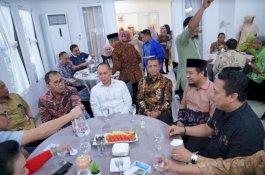 Wagub Siapkan Pencuci Tangan, Tamu Akikah Dilarang Bawa Bingkisan Justru Dapat Buku Zikir