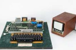 Dilelang Rp6,7 Miliar, Begini Penampakan Komputer Pertama Apple Buatan 1976