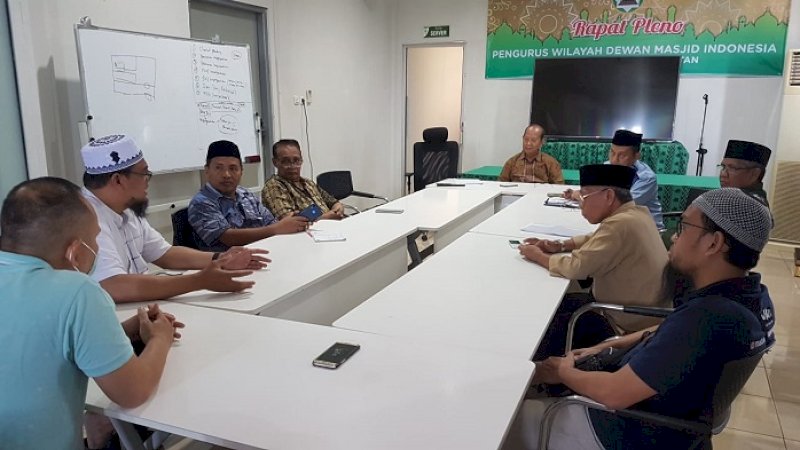 Suasana rapat DMI Sulsel membahas pencegahan wabah virus corona, Minggu (15/3/2020).