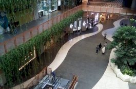 Virus Corona Bikin Sepi Nipah Mall Makassar, Begini Penampakannya