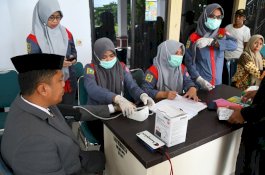 Suhu Tubuh Legislator dan Pejabat Sinjai Diperiksa Sebelum Masuk Rapat Paripurna