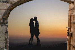 Suami Terinfeksi Covid-19 Usai Liburan Bersama Selingkuhan di Italia