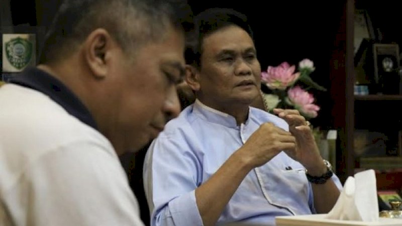 Bupati Barru, Suardi Saleh, memerintahkan semua camat untuk melakukan pemantauan terhadap perantau atau pendatang yang baru tiba di Barru.