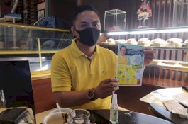 Kader Golkar Sulsel Bagi 8.000 Masker Secara Gratis kepada Tetangga