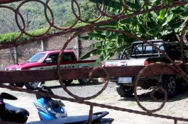 Pengusaha Parepare Ingin Barter Dua Pikap Double Cabin dengan 2000 Kotak Masker